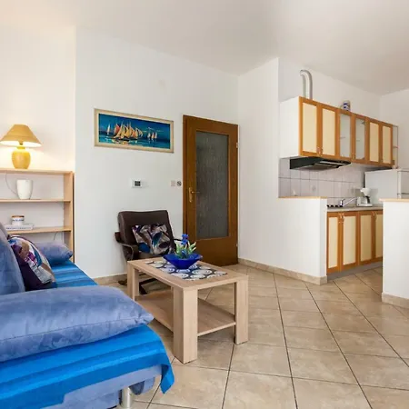 Belavic By El-pi Tours Apartment Njivice