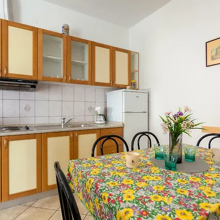Belavic By El-pi Tours Appartement *