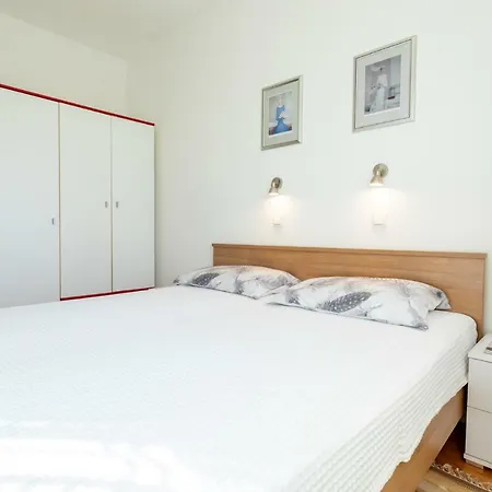 Apartament Belavic By El-pi Tours *