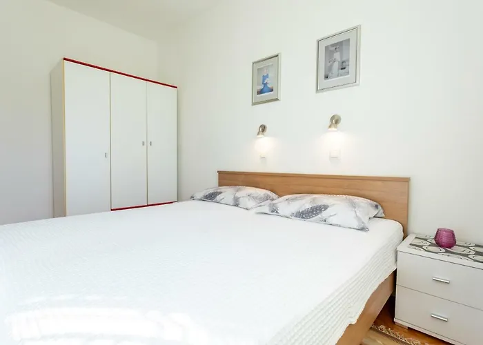 Apartment Belavic By El-pi Tours *