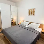 Belavic By El-pi Tours Apartament Nijvice