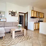 Apartament Belavic By El-pi Tours
