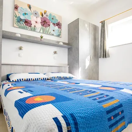 Belavic By El-pi Tours Apartman Njivice