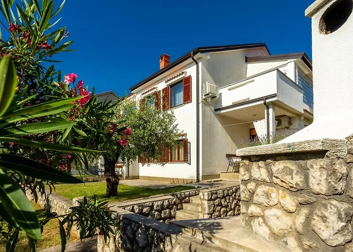 Belavic By El-pi Tours Njivice